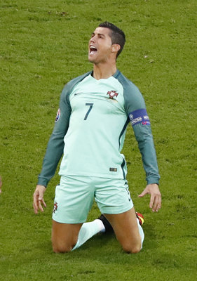 CristianoRonaldo54636584.jpg