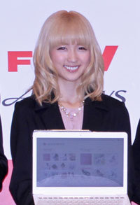E-girls「19人→11人」に大減員の裏事情 ソロ専念で一人得Amiのメルヘン路線に心配も?の画像1