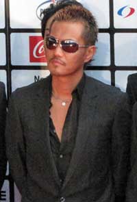 EXILE・ATSUSHI、ブサイク画像披露で「ヅラ?」 インスタ中毒に「グラドル化?」の声の画像1