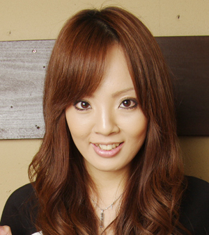 hitomi2.jpg