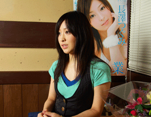 tuguyokomuki2.gif