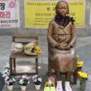 約3年半ぶりの日韓首脳会談も……日韓関係改善を阻む、慰安婦像の“デカすぎる”存在感