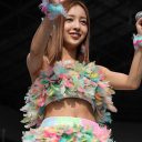 “Gカップ爆乳化”の元AKB48・板野友美が整形・豊胸疑惑噴出で「最近、胸を隠してる!?」