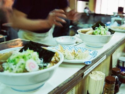 店主逮捕の大阪ラーメン店で大麻入りラーメンのウワサ「草の青臭い匂いが強く……」の画像1