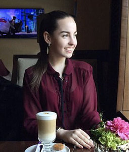 年会費だけで160万円……ウクライナの美人JKと結婚した中国人が立ち上げた「出会い系」が話題の画像4