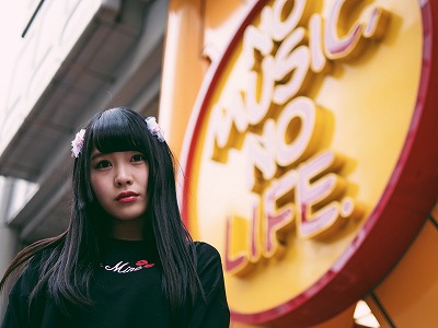  総天然色アイドル図鑑 『茉井良菜（煌めき☆アンフォレント）』の画像8