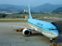 737_at_Daegu_International.jpg