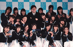 akb480423.jpg