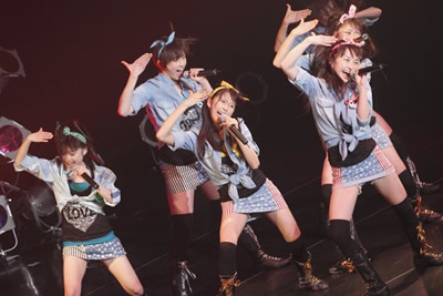 momokro0002.jpg