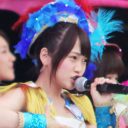 ハイタッチ中止、客との距離……警視庁の指導にファンが異論「なんでAKB48だけ？」「ハロプロも中止にしろ」