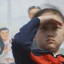 北朝鮮は“トゥルーマン・ショー”国家だった!?　演出だらけの日常生活『太陽の下で 真実の北朝鮮』