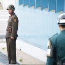 板門店で北朝鮮兵士に銃弾40発！　脱北行為の裏に“観光客からのワイロ激減”あった？