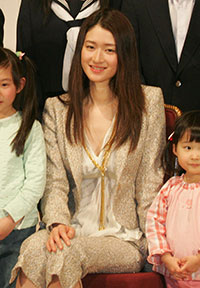 真木よう子、小雪、西内まりや……大コケクイーンは誰の手に!? 2017年ドラマ低視聴率ランキングの画像2