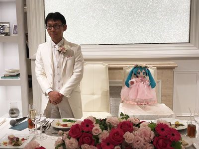 おめでとうございます！　39人の参列者を迎えて初音ミクさんとの結婚式を遂げた幸せ者に贈る言葉の画像2