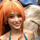 泉里香が完成度の高い『ONE PIECE』コスプレ披露も、バストに違和感で“豊胸疑惑”が再燃！