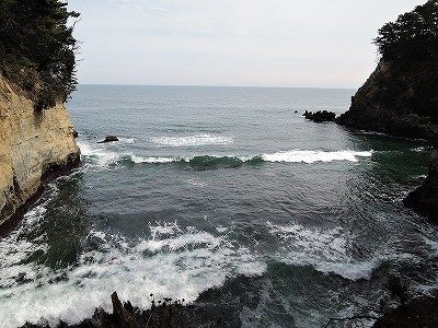 断崖絶壁の火サスの街で食べる謎の定食って……の画像2