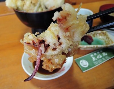 断崖絶壁の火サスの街で食べる謎の定食って……の画像6