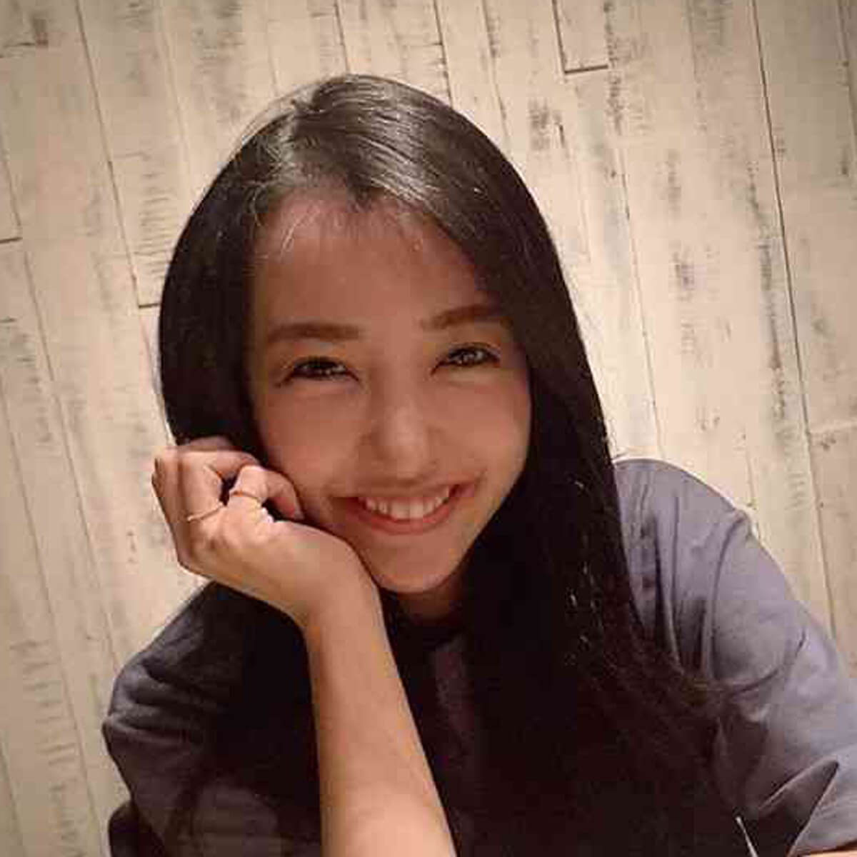 板野 友美 黒髪