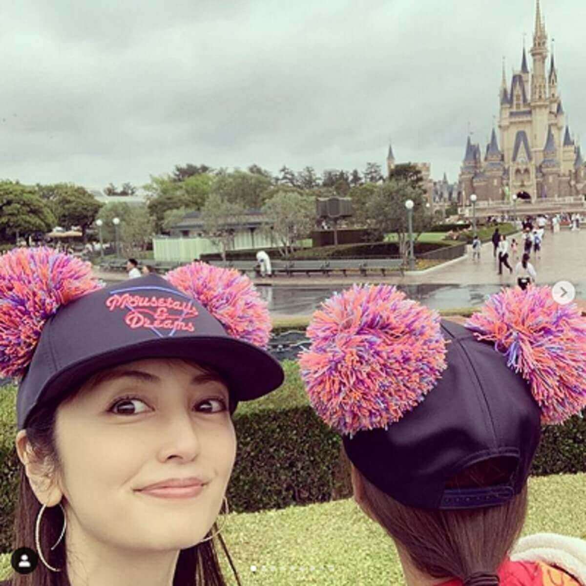 矢田亜希子 ミッキー帽子をかぶった自撮りにネット民から猛ツッコミ あざとさ丸見え その年齢では正直 日刊サイゾー