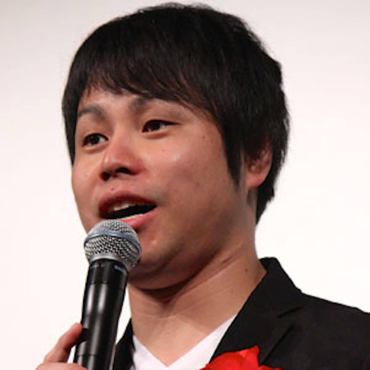 ノンスタ井上が 勝手にグッズ販売 を暴露 吉本こそ闇営業 ノンスタ井上が 勝手にグッズ販売 を暴露 吉本こそ闇営業