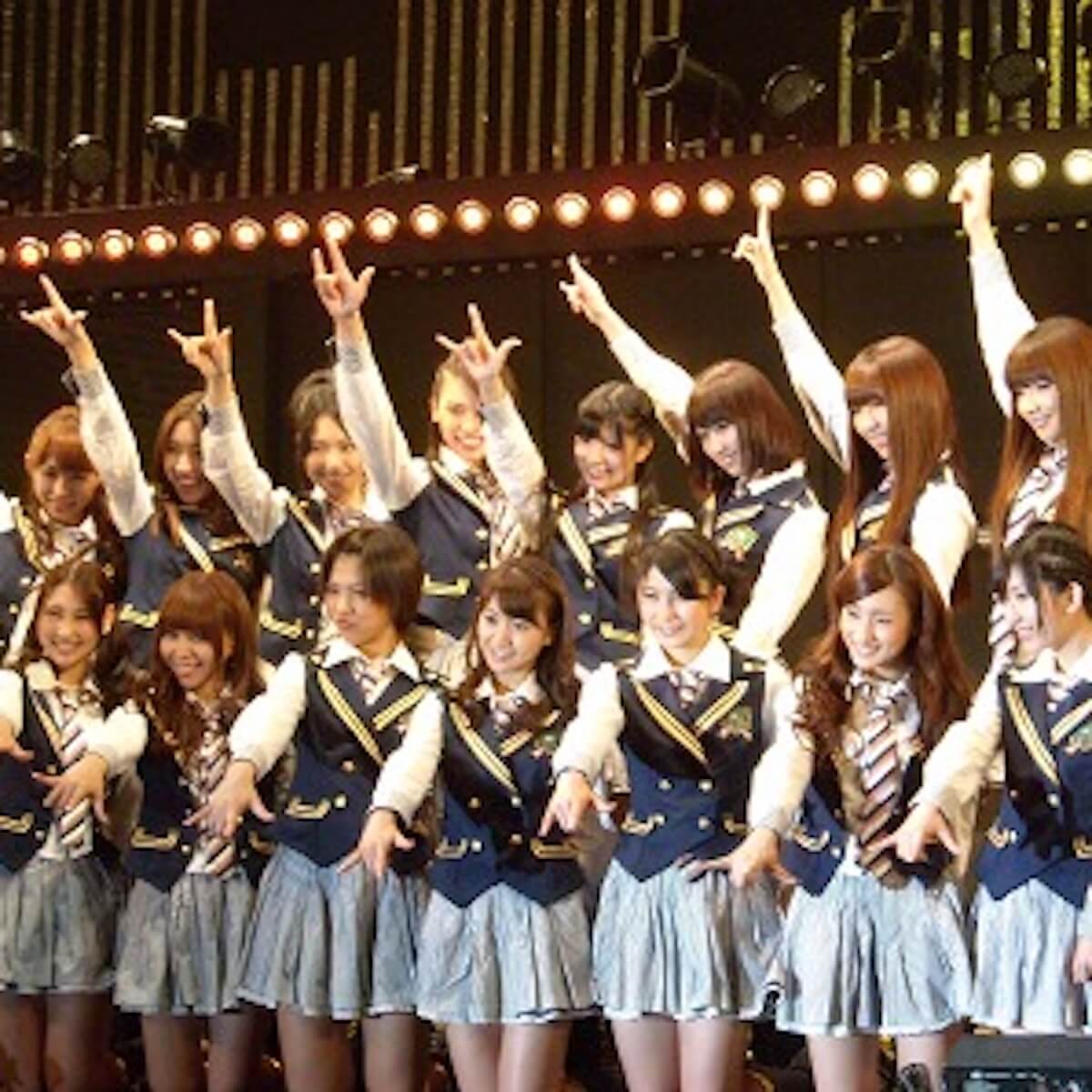 Akb48 Akbingo 終了でクローズアップされる初代mc バッドボーイズの突発降板劇 日刊サイゾー
