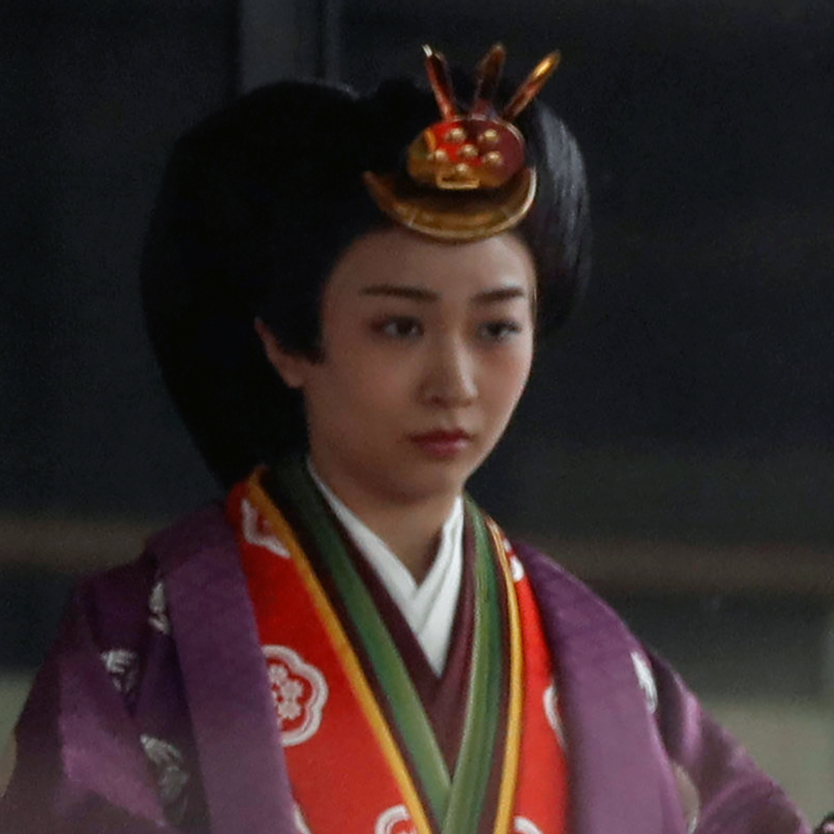 かこ さま 十二単 祝 即位の礼 悔しいかな紀子さまが1番十二単似合ってた 呉羽パオ Note