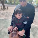 アレク、全身GUCCIの息子と公園に赴くも賛否の声「センスまるでナシ」「単純にダサイ」