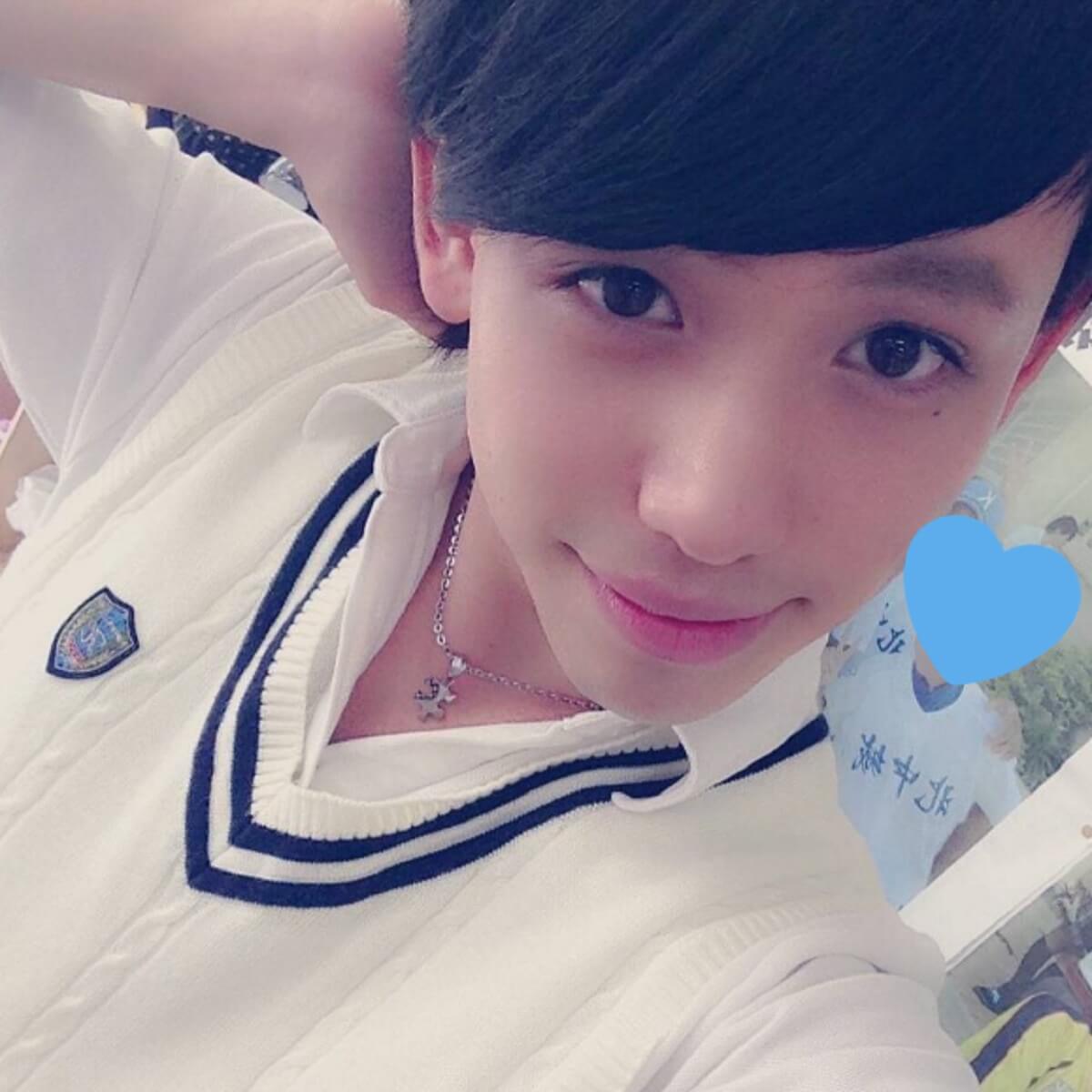 りゅうちぇる、“あざとすぎる”高校時代の自撮り披露「イケメンすぎ」「狙ってる感アリアリ」|日刊サイゾー りゅうちぇる、“あざとすぎる”高校時代の自撮り披露「イケメンすぎ」「狙ってる感アリアリ」|日刊サイゾー