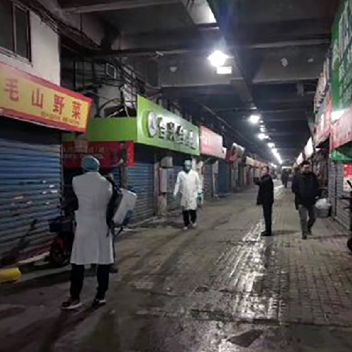 Китай городе закрыли. Рынок морепродуктов хуанань. Китайский мегаполис ченду. Риджао город в китае. Китай городе закрыли.