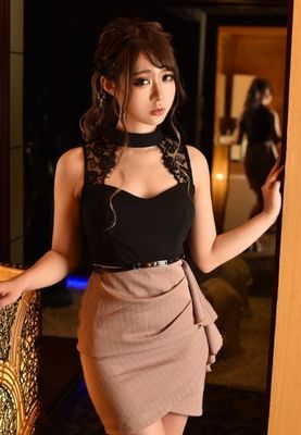 【PR】すらっとした体から大人の雰囲気を感じさせる中にも少女の若々しさを感じさせる逸材だ!の画像1