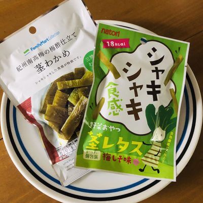 あれ…なんかこれうまい  茎わかめよりもコリコリ食感がうまい 茎レタス　低下カロリーで癖もなくコンビニ最強つまみに！の画像1