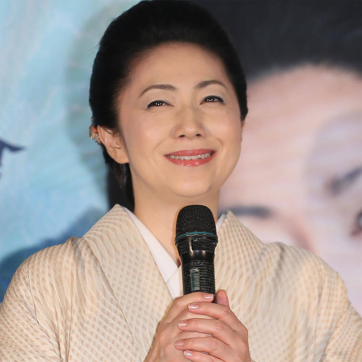 石川さゆり ジャパンライフ巨額詐欺事件の広告塔疑惑浮上 紅白連続出場に暗雲 日刊サイゾー 石川さゆり ジャパンライフ巨額詐欺事件の広告塔疑惑浮上 紅白連続出場に暗雲 日刊サイゾー