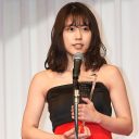 有村架純が「主演」女優廃業のピンチ⁉『姉ちゃんの恋人』低迷は“ぴったりニット”封印が原因？