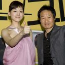 深田恭子、綾瀬はるかの結婚は先送り!? 舞台で稼ぐホリプロの台所事情