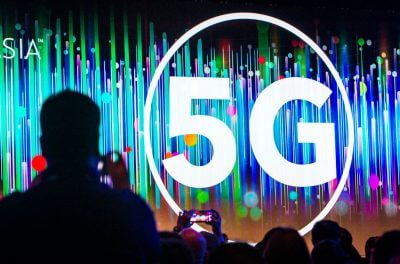 コロナ災禍の中で船出した日本の5G、普及の鍵は？　期待外れの評価を覆せるのはいつか【クロサカタツヤ×石川温】の画像1