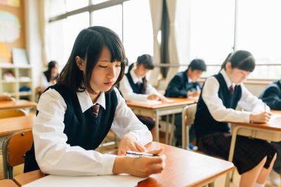 「死にたい」「学校　行きたくない」検索…学生・児童の自殺が増加傾向の画像1