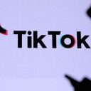 Z世代の「TikTok」利用頻度がYouTubeを抜かす！ もはや効率的な情報収集は15秒の動画なのか