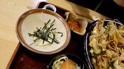 海老天ベンツも潜む圧倒的な情報量の揚げ日本そばスタイルの画像5