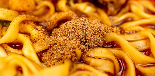 カップ麺界の王者「カップヌードル」が攻め過ぎたかもしれないチャレンジ商品3選の画像13