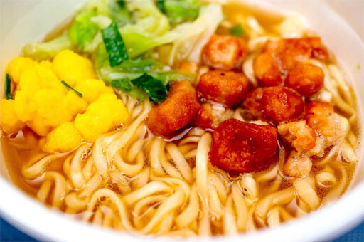 カップ麺界の王者「カップヌードル」が攻め過ぎたかもしれないチャレンジ商品3選の画像4