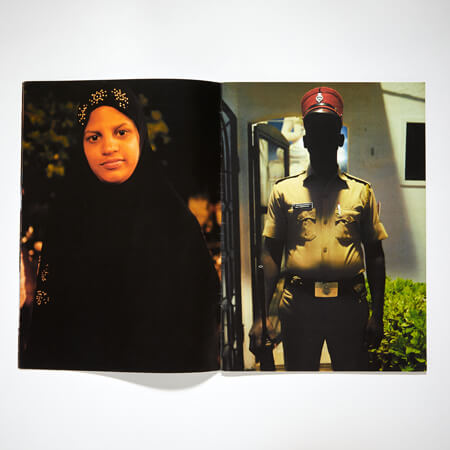 ロシアの巨漢が流血しながら暴れるライブ現場も! 写真家・西村満が体験した不思議な旅の写真集の画像6