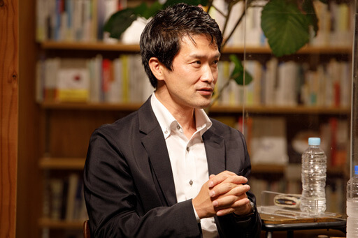 政治知識ゼロで「生活が不安」なライターが政治家とぶつかり稽古!? 見えてきた「新しい民主主義」という地平【和田靜香×小川淳也トークイベントレポート】の画像13