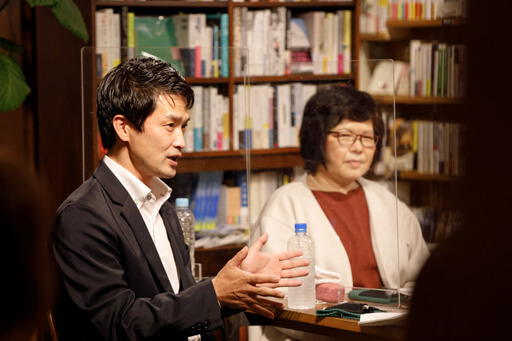 政治知識ゼロで「生活が不安」なライターが政治家とぶつかり稽古!? 見えてきた「新しい民主主義」という地平【和田靜香×小川淳也トークイベントレポート】の画像10