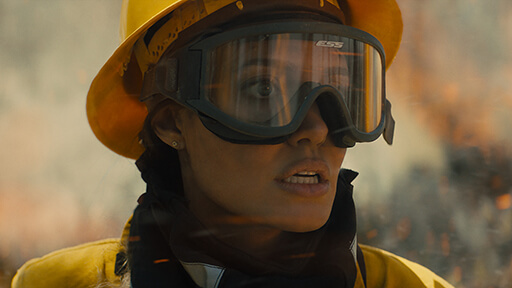 アンジェリーナ・ジョリーが暗殺者と山火事から子どもを守る映画『モンタナの目撃者』が圧倒的に面白いの画像1
