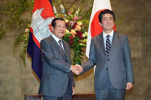 「カンボジアで強まる独裁」フン・セン首相は日本の安倍元首相を例にあげ批判回避の画像1