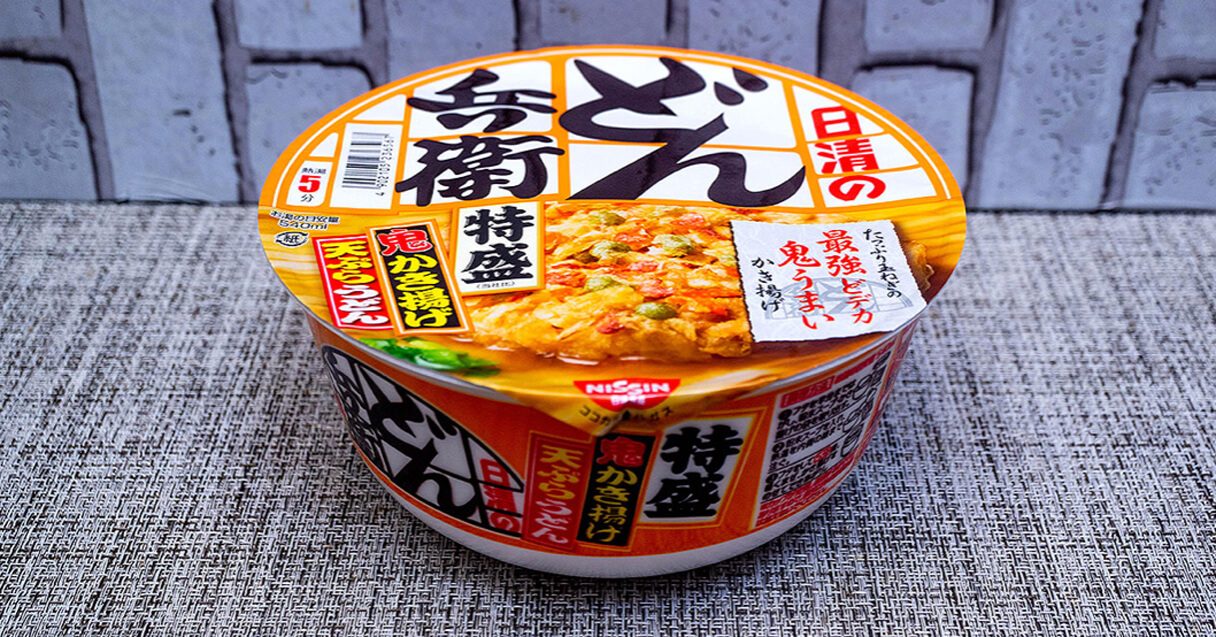 「緑のたぬき」の天そばも！年越しそば代わりのデカ天ぷら入り和風カップ麺3選の画像9