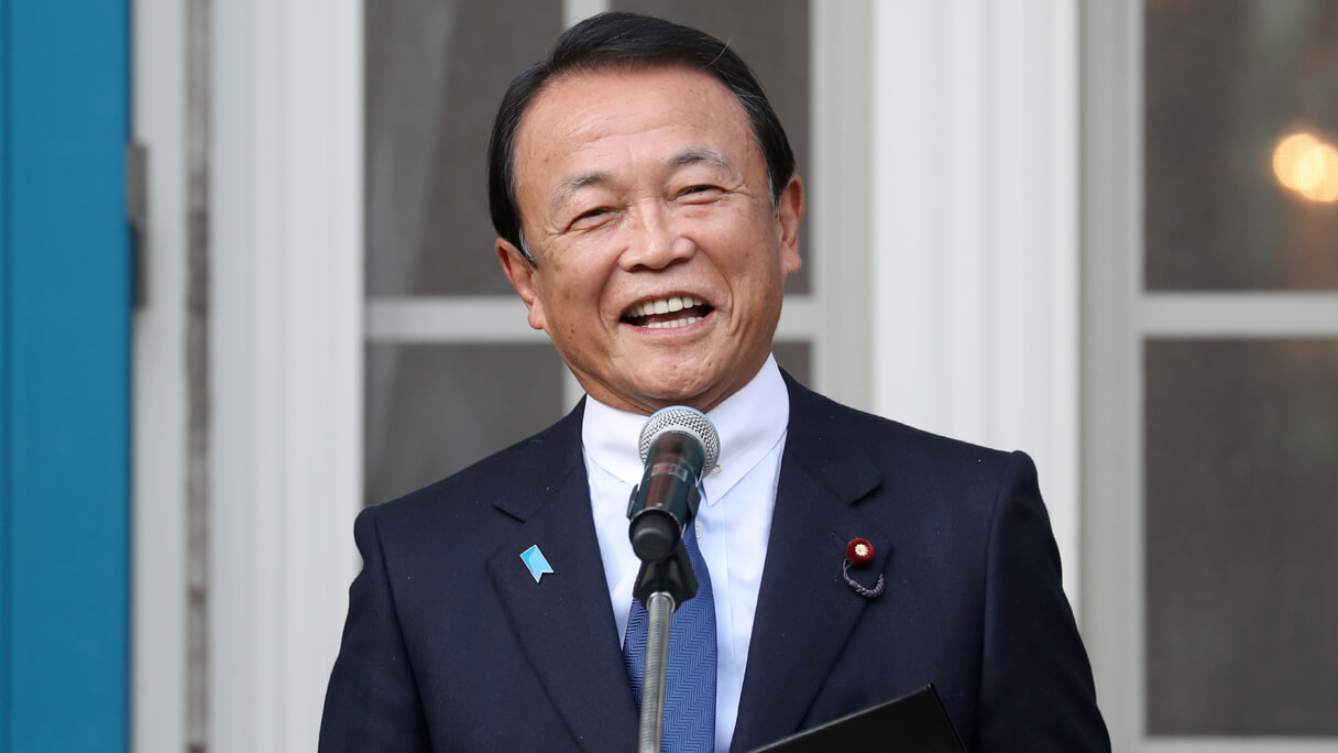 麻生太郎はイタリアンに76万…政治家たちの常識はずれな会合費、その明細の画像1