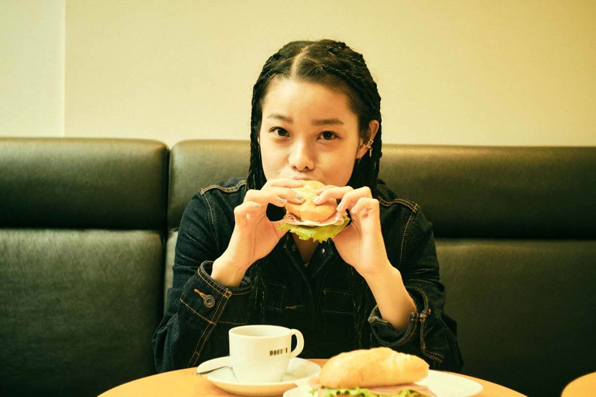 ドトールは「第2の部屋」。『ミラノサンドA』歌うアーティストxiangyuとコーヒーショップの愛の交歓の画像2