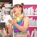 ひろゆき読んでることだけは…フワちゃんの本棚とコンセプトと「緻密な破天荒ですね」