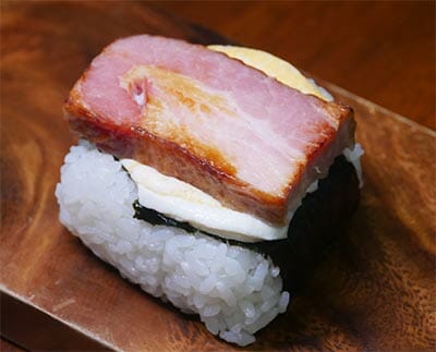 セブン-イレブン＆ニューデイズ、SNSがザワつく超デカ盛りエンタメおにぎり9選の画像8